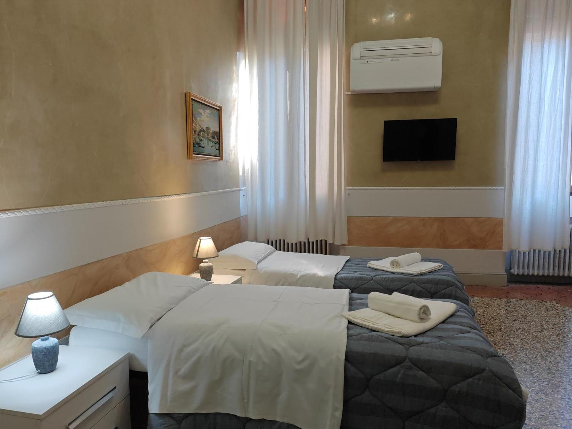 Venice Tourist House מראה חיצוני תמונה